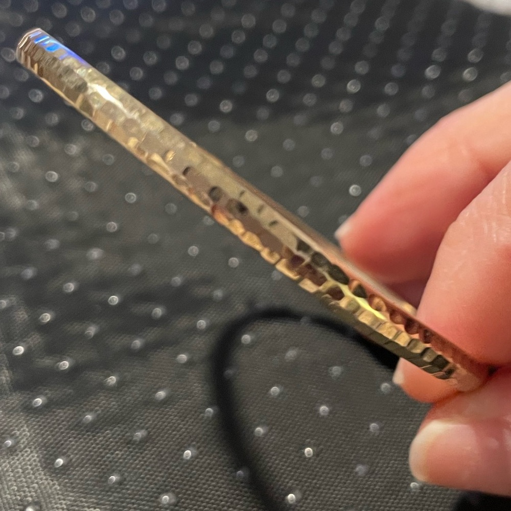 10K Gold Bangle